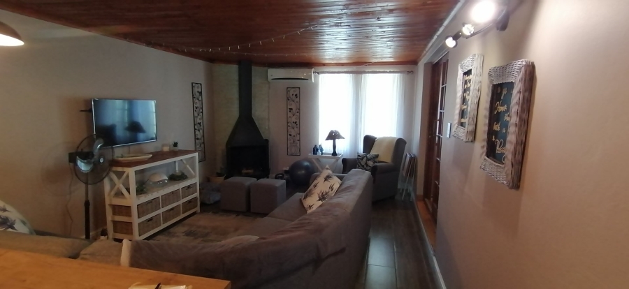 4 Bedroom Property for Sale in Bothasrus Eastern Cape
